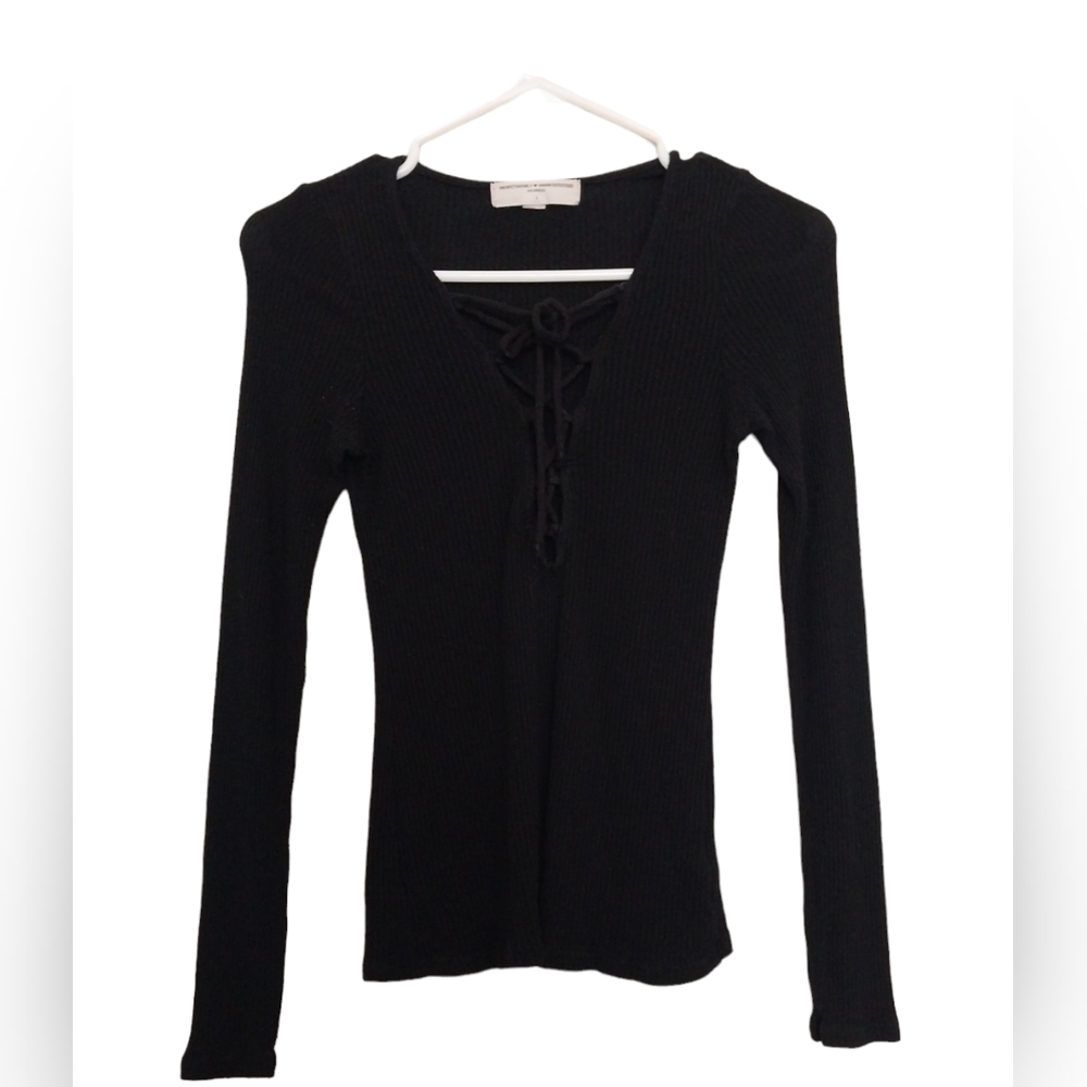 Urban Outfitters black Long sleeve Top cross tie in the front sz small.